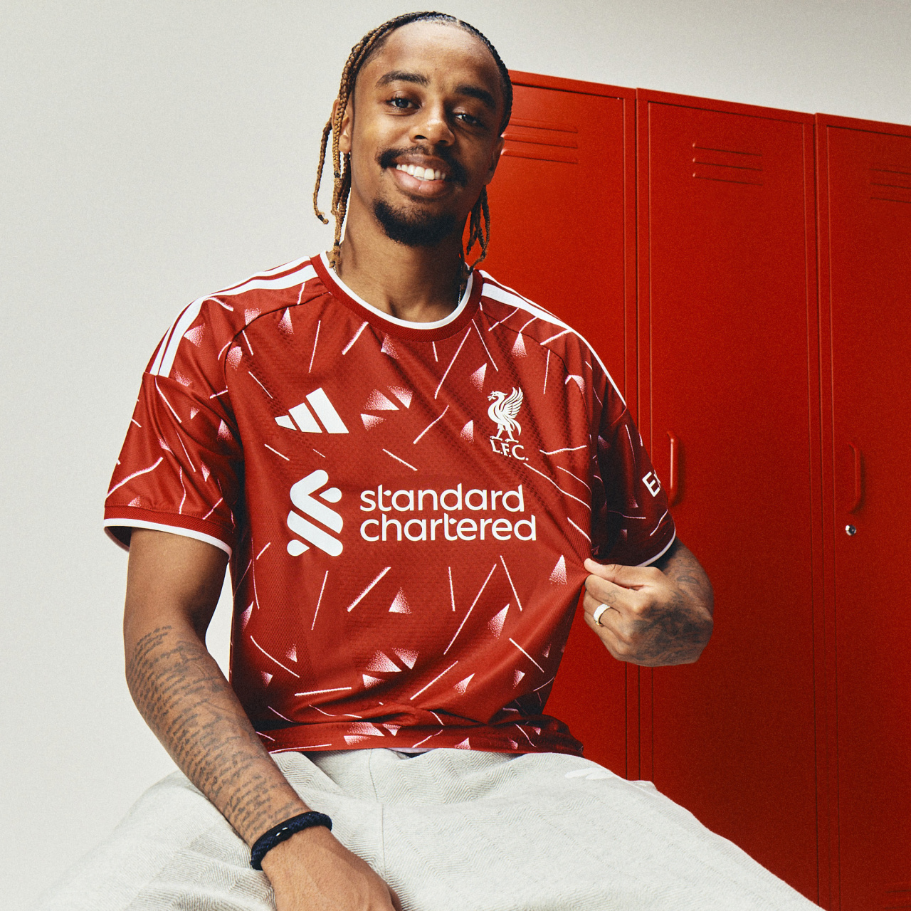 Bradley Barcola, Liverpool'da!