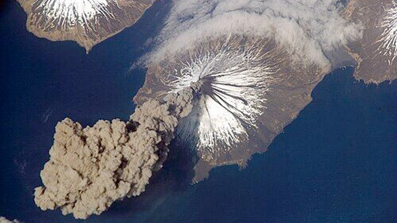 Nepalli bakandan Himalayalar'ı korumak için uluslararası topluma çağrı
