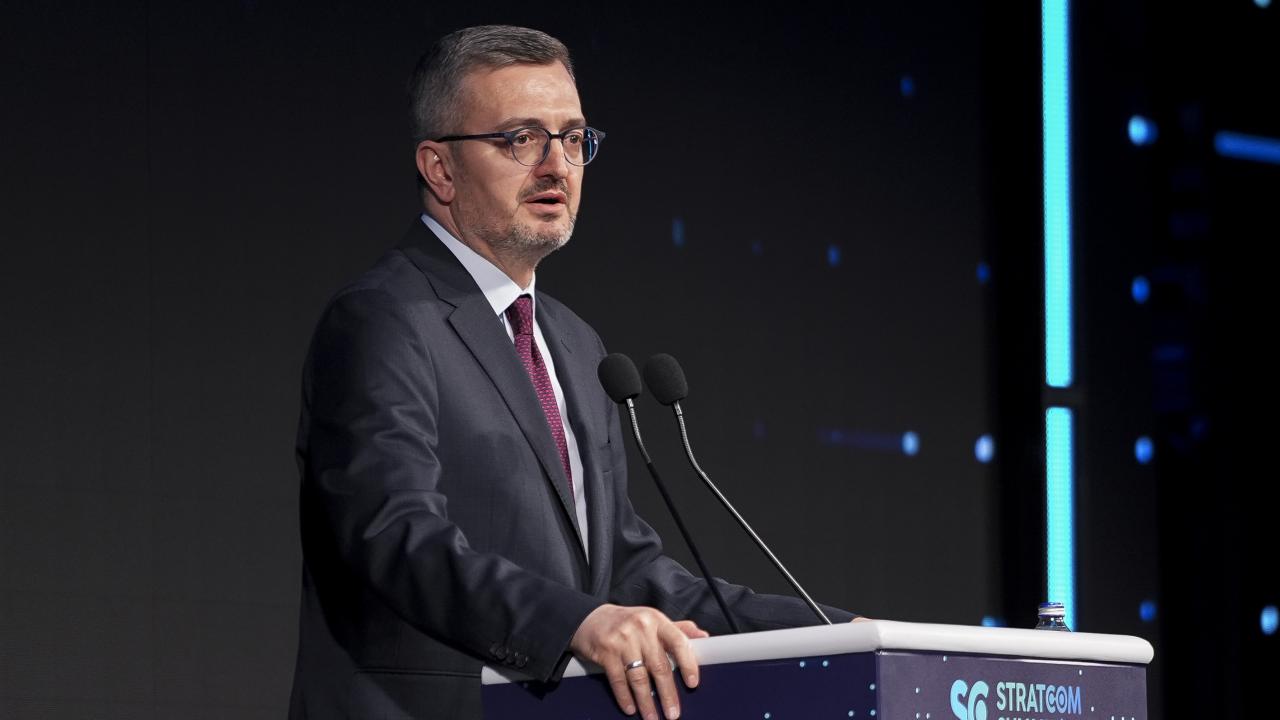 İletişim Başkanı Duran: Ayasofya'dan yükselen ezanlar, inşallah ilelebet semalarımızda yankılanmaya devam edecektir